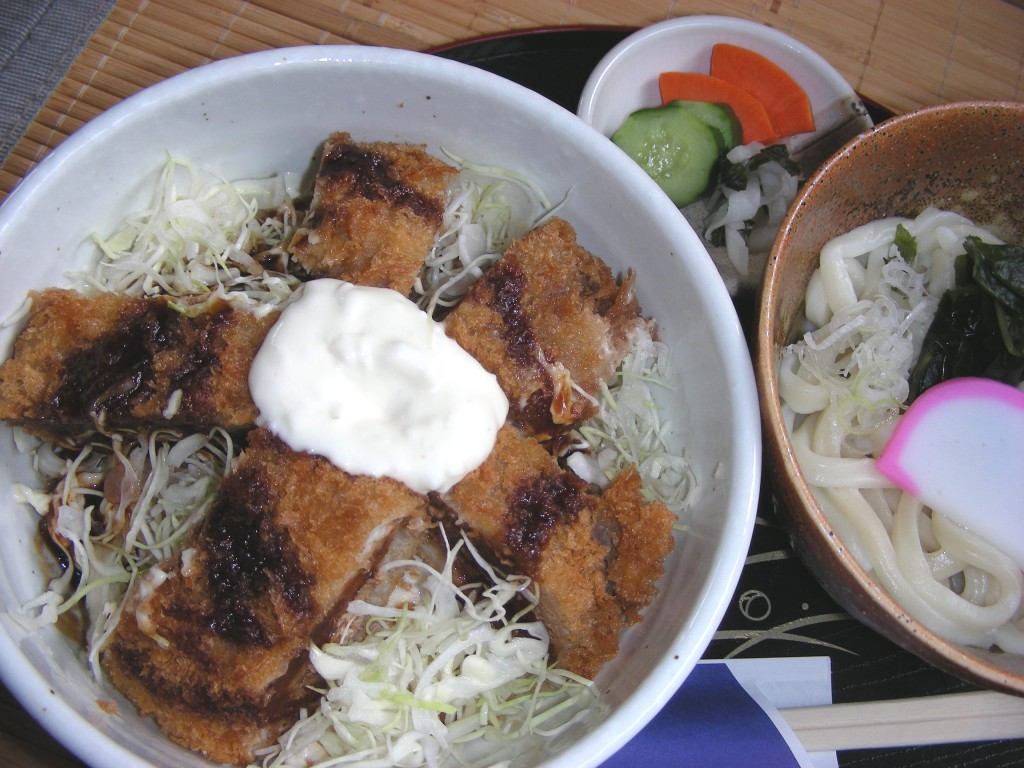 モロカツ丼定食